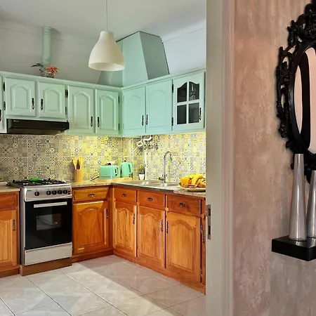 Daire Lighthouse - Rest, And Dream Nazaré