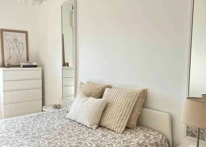 Lighthouse - Rest, And Dream Apartman